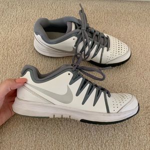 NIKE Vapor Court Women’s Tennis Shoes